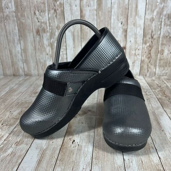 Sanita Carbon gray non slip clog Womens 8 - Picture 5 of 8